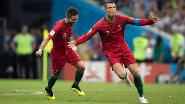 ronaldo_is_very_good_at_soccer_vs_spain.jpg